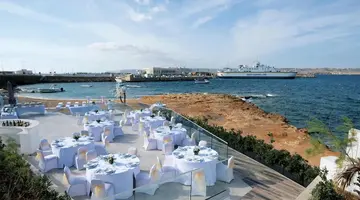 Paradise Bay Resort