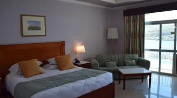 Paradise Bay Resort