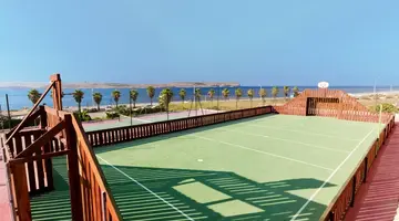 PARADISE BAY RESORT