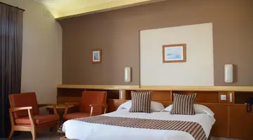 Paradise Bay Resort