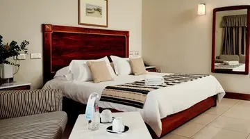 Paradise Bay Resort