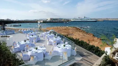 Paradise Bay Resort