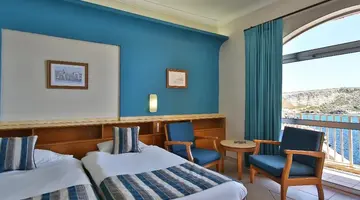 Paradise Bay Resort