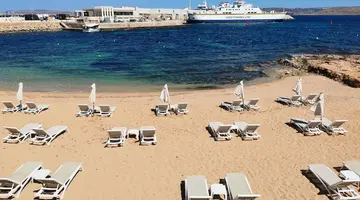 Paradise Bay Resort