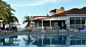 Paradise Beach Hotel
