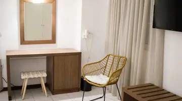 Paradise Beach Hotel