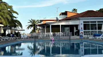 Paradise Beach Hotel