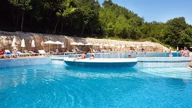 PARADISE BEACH RESIDENCE