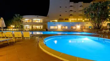 Paradise Beach Resort
