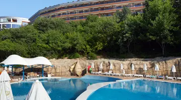 PARADISE BEACH