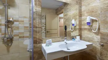 PARADISE BEACH