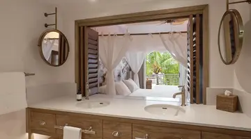 Paradise Cove Boutique Hotel