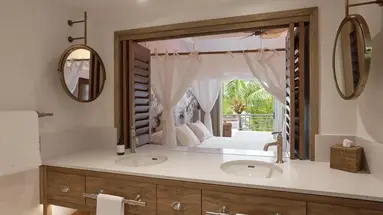 Paradise Cove Boutique Hotel