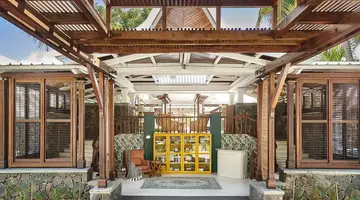 Paradise Cove Boutique Hotel