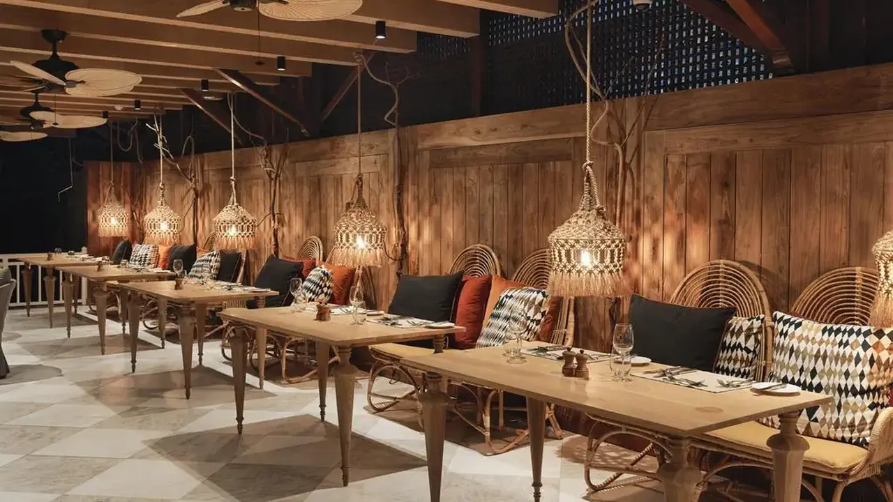 Paradise Cove Boutique Hotel