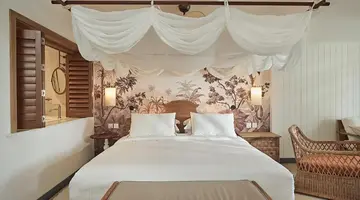 PARADISE COVE BOUTIQUE HOTEL