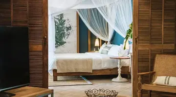 Paradise Cove Boutique Hotel