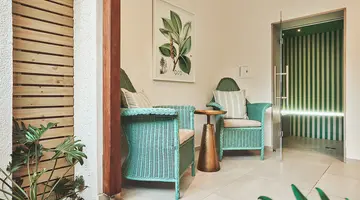PARADISE COVE BOUTIQUE HOTEL