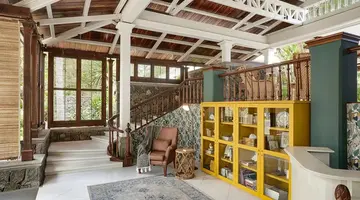 Paradise Cove Boutique Hotel