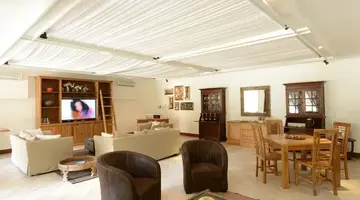Paradise Cove Boutique Hotel