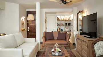 PARADISE COVE BOUTIQUE HOTEL