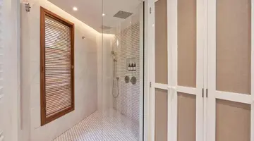 PARADISE COVE BOUTIQUE HOTEL