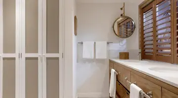PARADISE COVE BOUTIQUE HOTEL