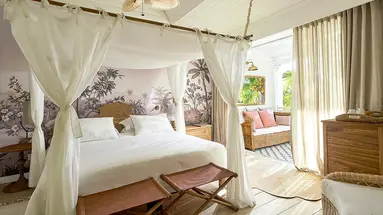 Paradise Cove Boutique