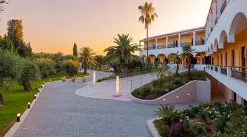 PARADISE HOTEL