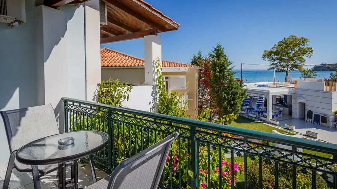 Paradise Hotel