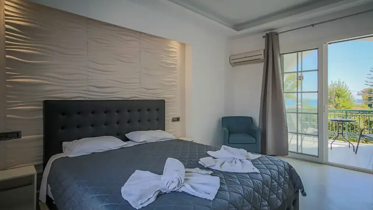 Paradise Hotel