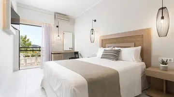 PARADISE HOTEL