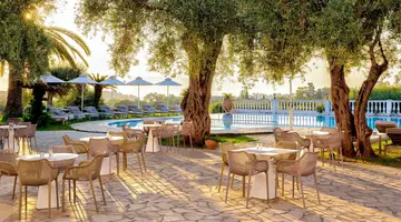 Paradise Hotel