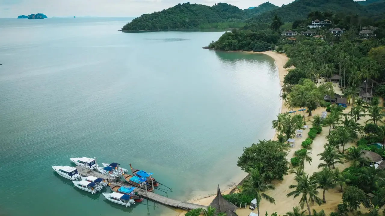 Paradise KohYao Resort