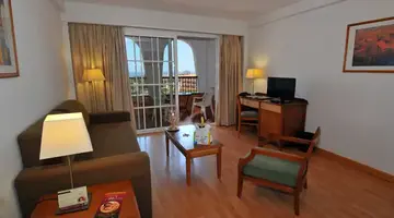 Paradise Park Fun Lifestyle Hotel
