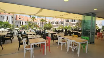 Paradise Park Fun Lifestyle Hotel
