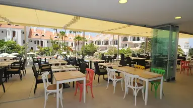 Paradise Park Fun Lifestyle Hotel