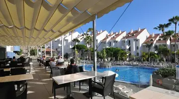 Paradise Park Fun Lifestyle Hotel