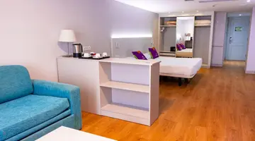 Paradise Park Fun Lifestyle Hotel
