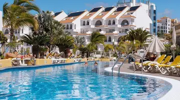 Paradise Park Fun Lifestyle Hotel