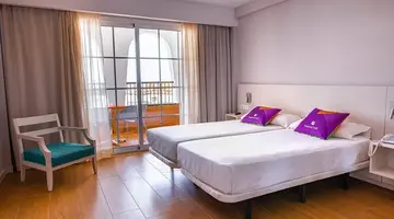 Paradise Park Fun Lifestyle Hotel