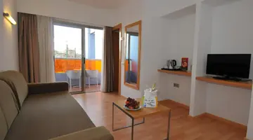 Paradise Park Fun Lifestyle Hotel