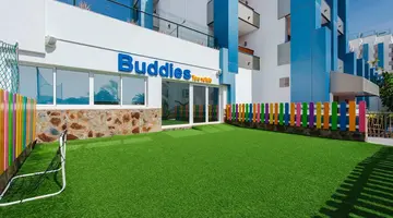 Paradise Park Fun Lifestyle Hotel