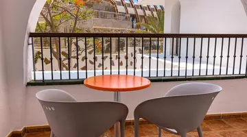 Paradise Park Fun Lifestyle Hotel