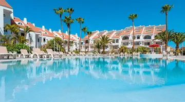 Paradise Park Fun Lifestyle Hotel