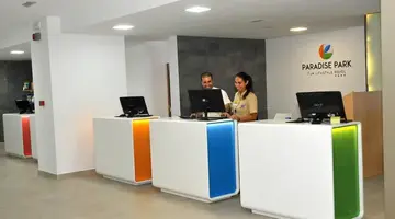 Paradise Park Fun Lifestyle Hotel