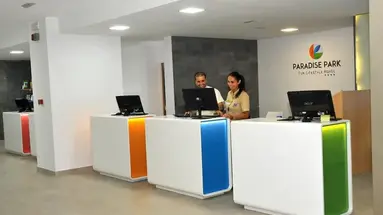 Paradise Park Fun Lifestyle Hotel