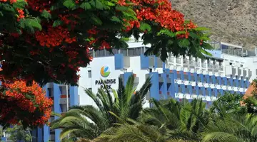 Paradise Park Fun Lifestyle Hotel