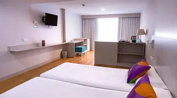 Paradise Park Fun Lifestyle Hotel