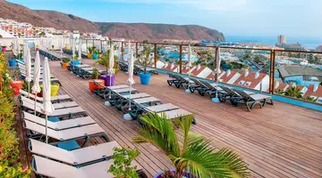 Paradise Park Fun Lifestyle Hotel